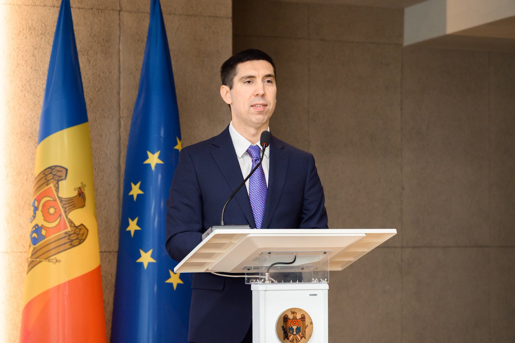 Republica Moldova a convocat ambasadorul Rusiei după survolarea neautorizată a spațiului aerian de către drone și rachete