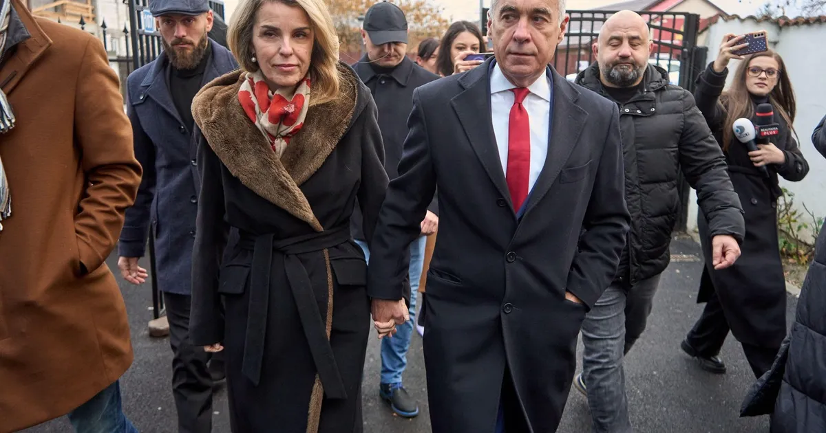 Călin și Cristela Georgescu sunt așteptați la DIICOT pentru continuarea anchetei informatice