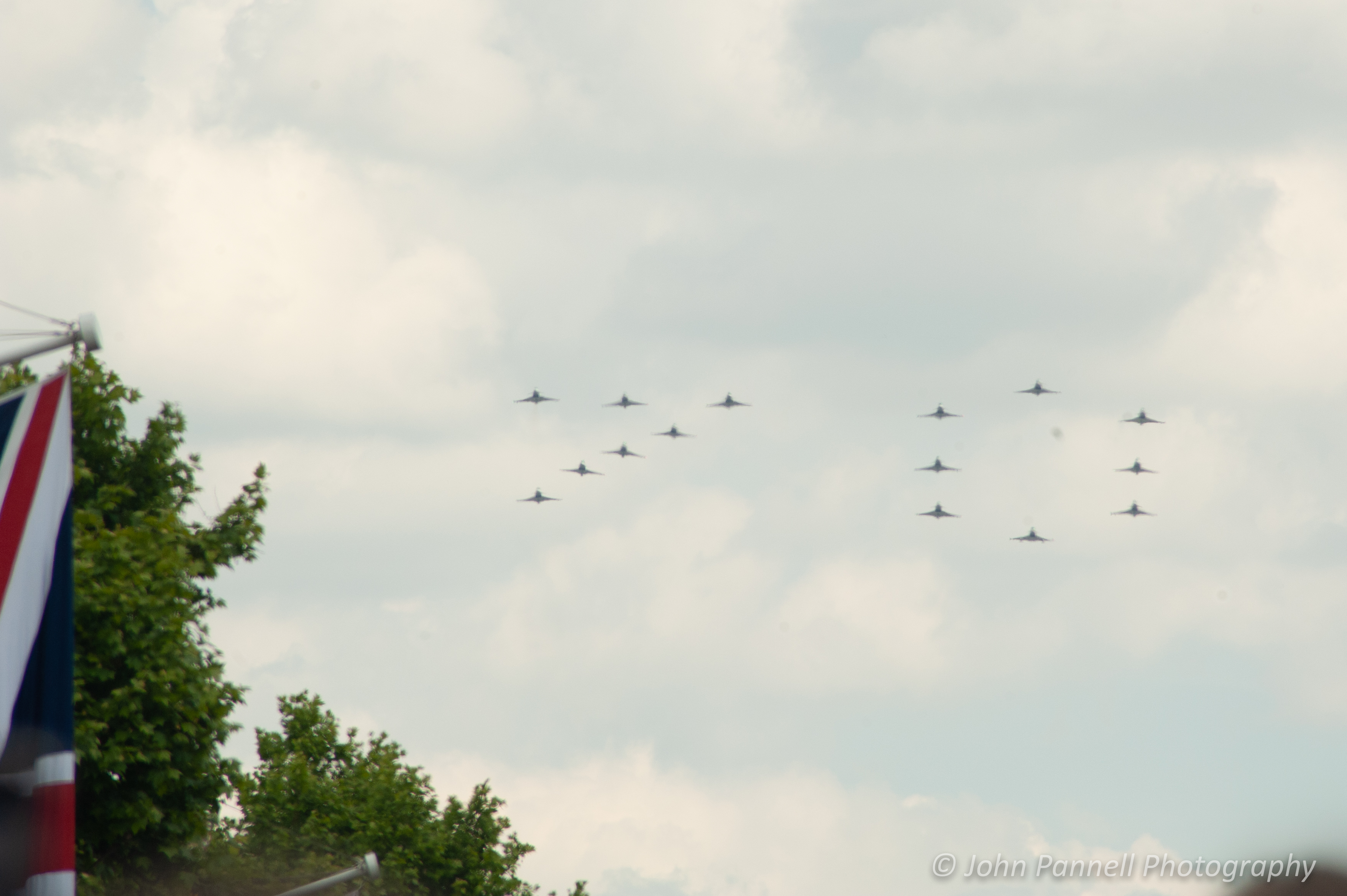 România trimite trei avioane F-16 la exercițiul NATO de descurajare nucleară Steadfast Noon 2026