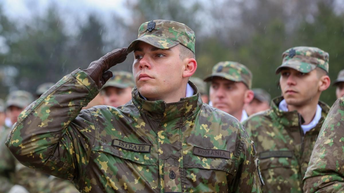 Ministerul Apărării Naționale demontează ordinul fals de încorporare a tinerilor români