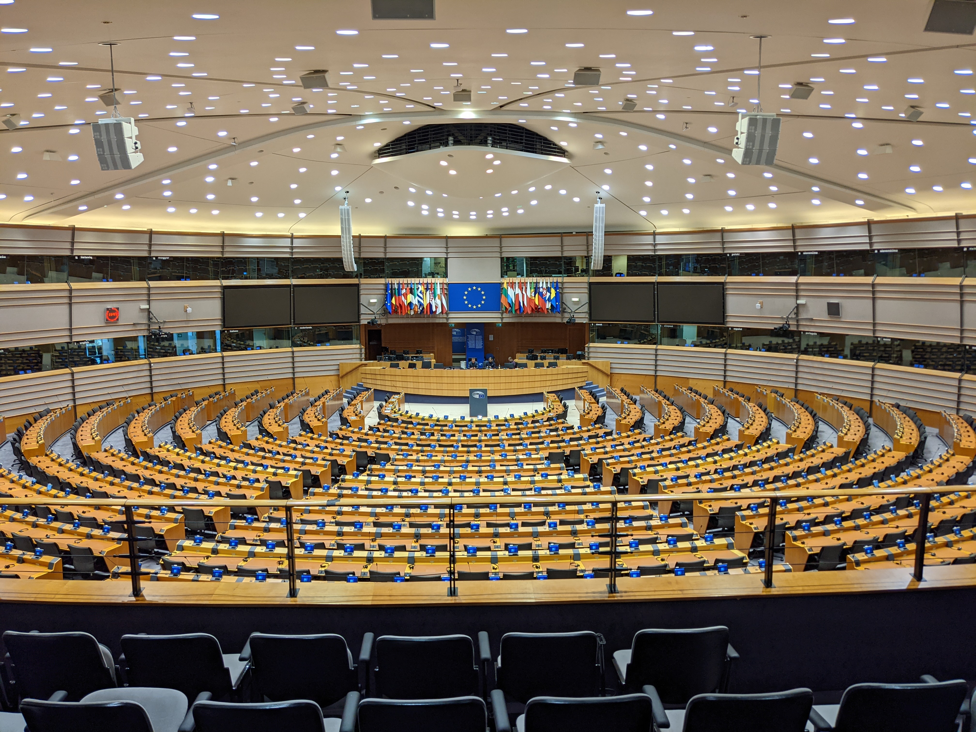 Negociatorii Parlamentului European resping propunerea irlandeză de reducere a bugetului UE cu 8%