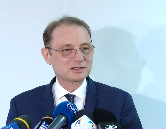 Luca Niculescu susține că dialogul politic poate facilita formarea unui Guvern