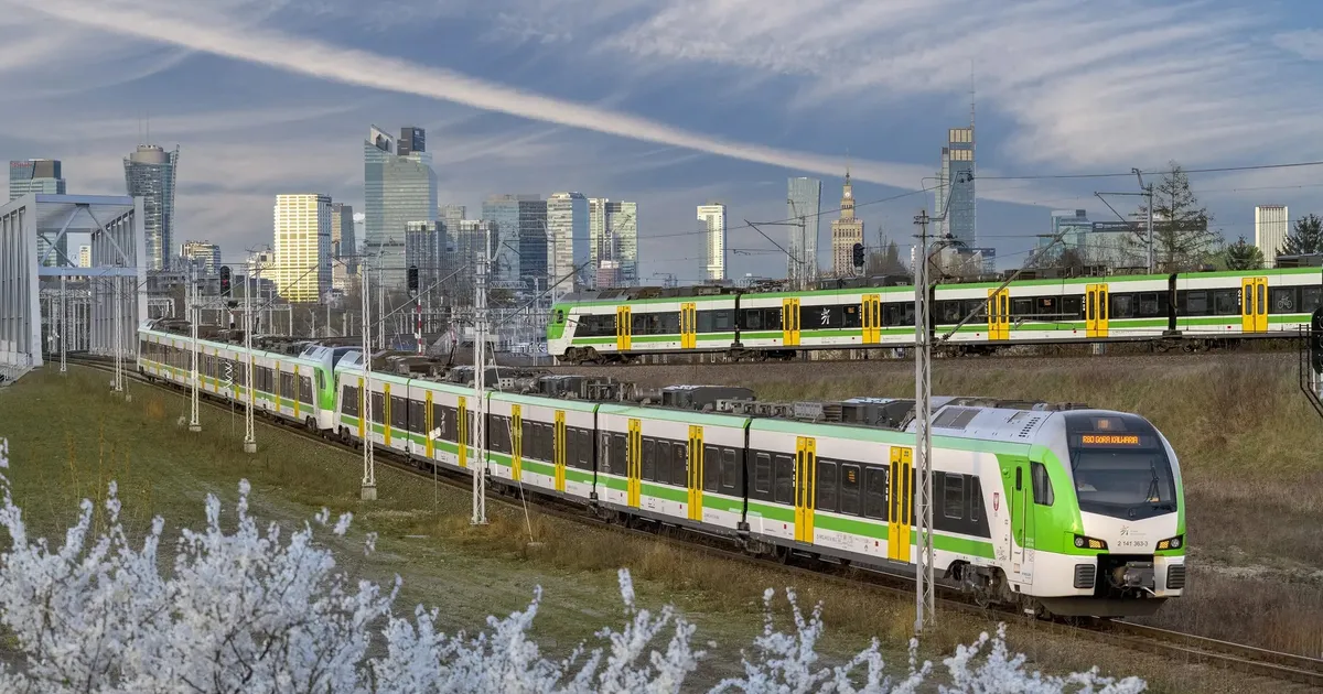 Oradea implementează prima rețea de tram-tren din România: Stadler Polska a depus o ofertă de 461 de milioane de lei
