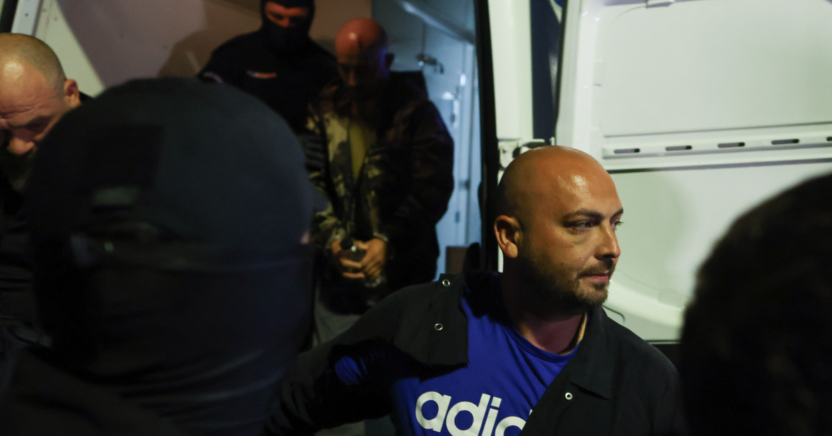 Propunere de arestare preventivă pentru cinci persoane implicate în violențele din Piața Victoriei
