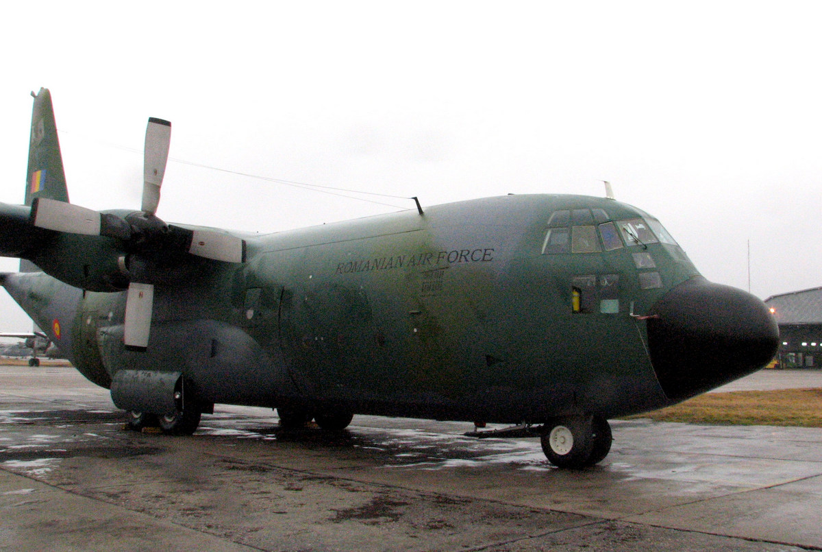 România primește un avion militar Hercules prin programul american de transfer de echipamente
